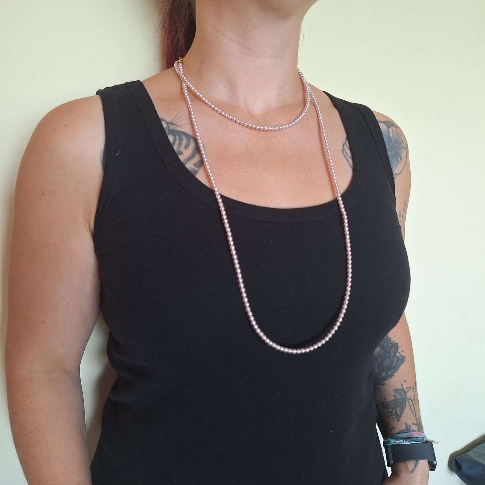 Très long collier perles rosées – Image 4