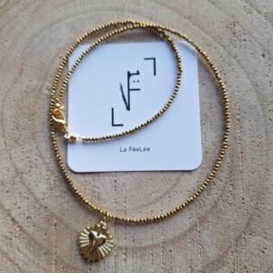 Collier court doré Coeur sacré