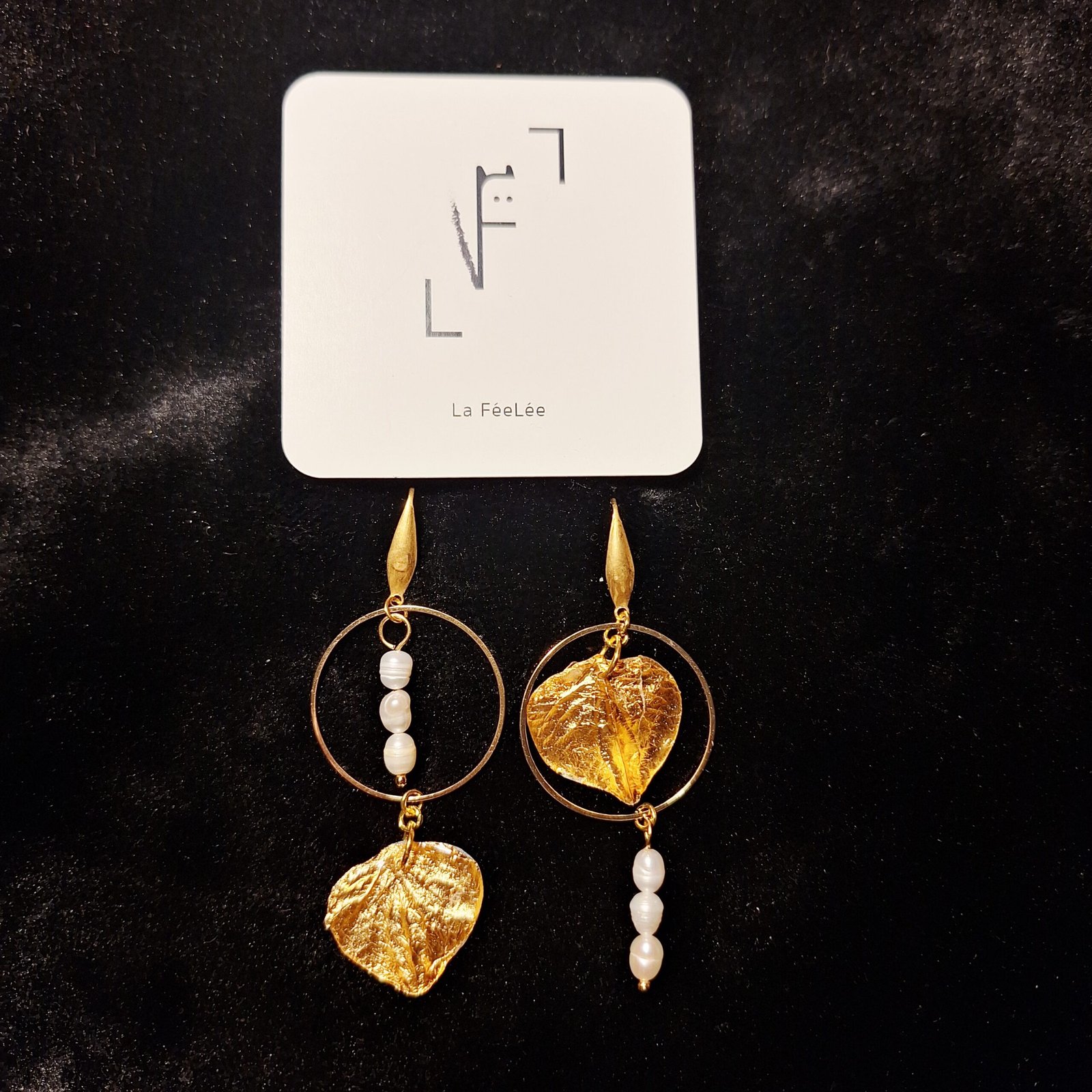 Grandes boucles en pétales d'hortensia asymétriques – Image 9