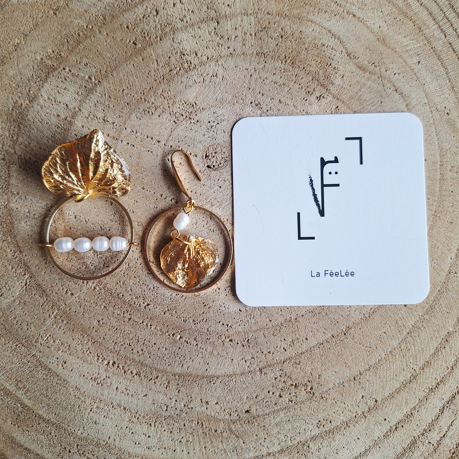 Grandes boucles en pétales d'hortensia asymétriques – Image 4